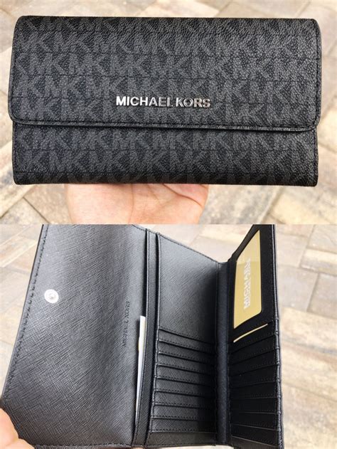 michael kors travel wallet jet set